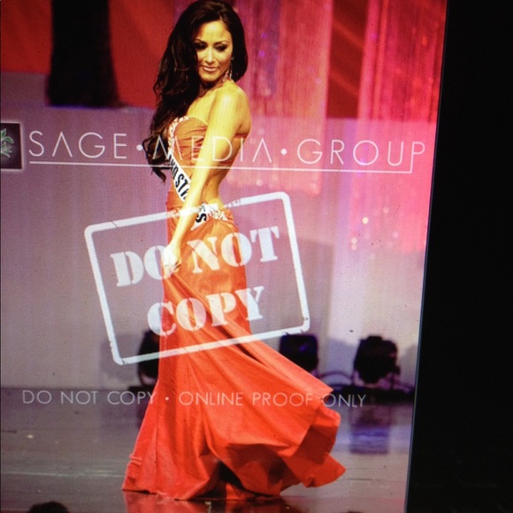 Custom backless Sherri hill pageant gown red - Picture 4 of 6